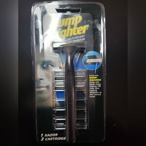 Bumpfighter Razor (1 handles and 2 Refill Cartridges)